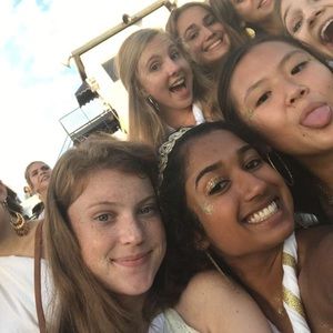 Meet your Posher, Abby